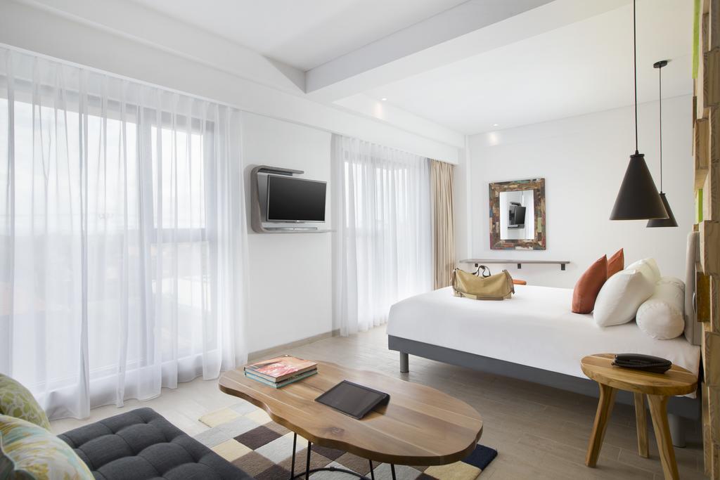 Kamaniiya Petitenget Seminyak Exteriér fotografie
